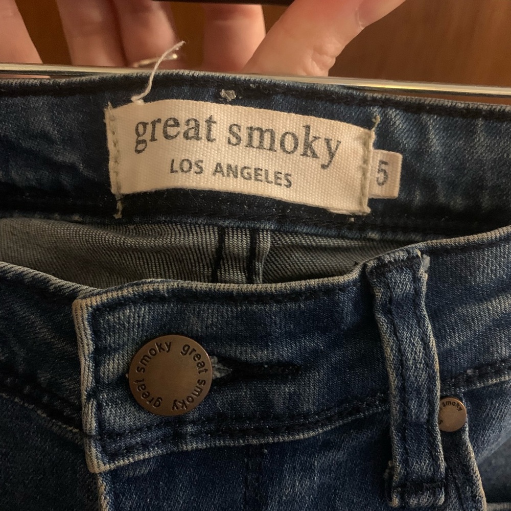 Dark wash, size 5